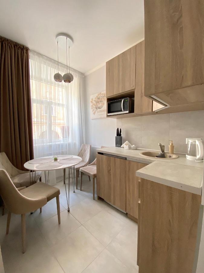 Homelike Apartment ลวีฟ ภายนอก รูปภาพ